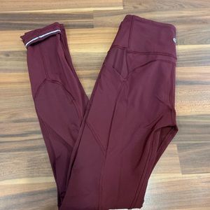 Lululemon size 6 All the right places